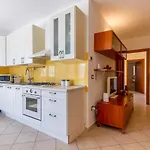 דירה Guesthost - Roomy With Terrace & Parking